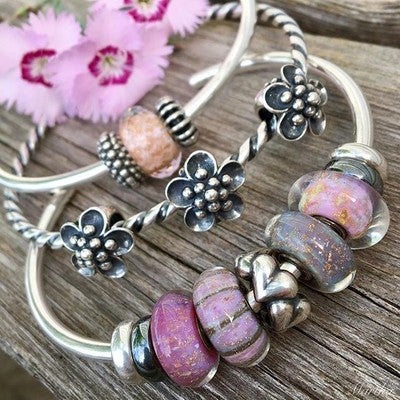 Graceful Sky Bead – Trollbeads