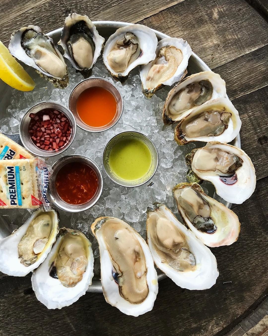 Pearl Dive Oyster Palace Washington a MICHELIN Guide Restaurant