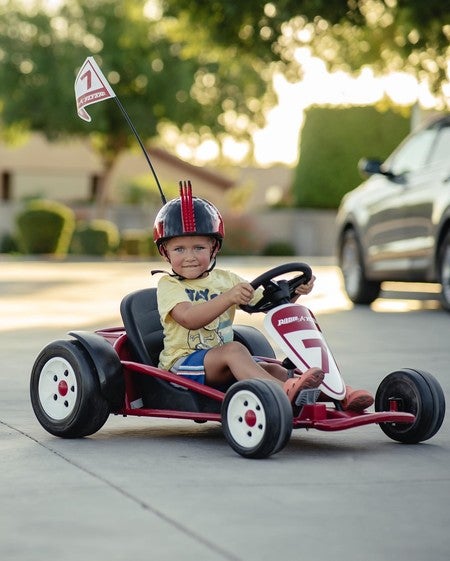 radio flyer fun and safe racing