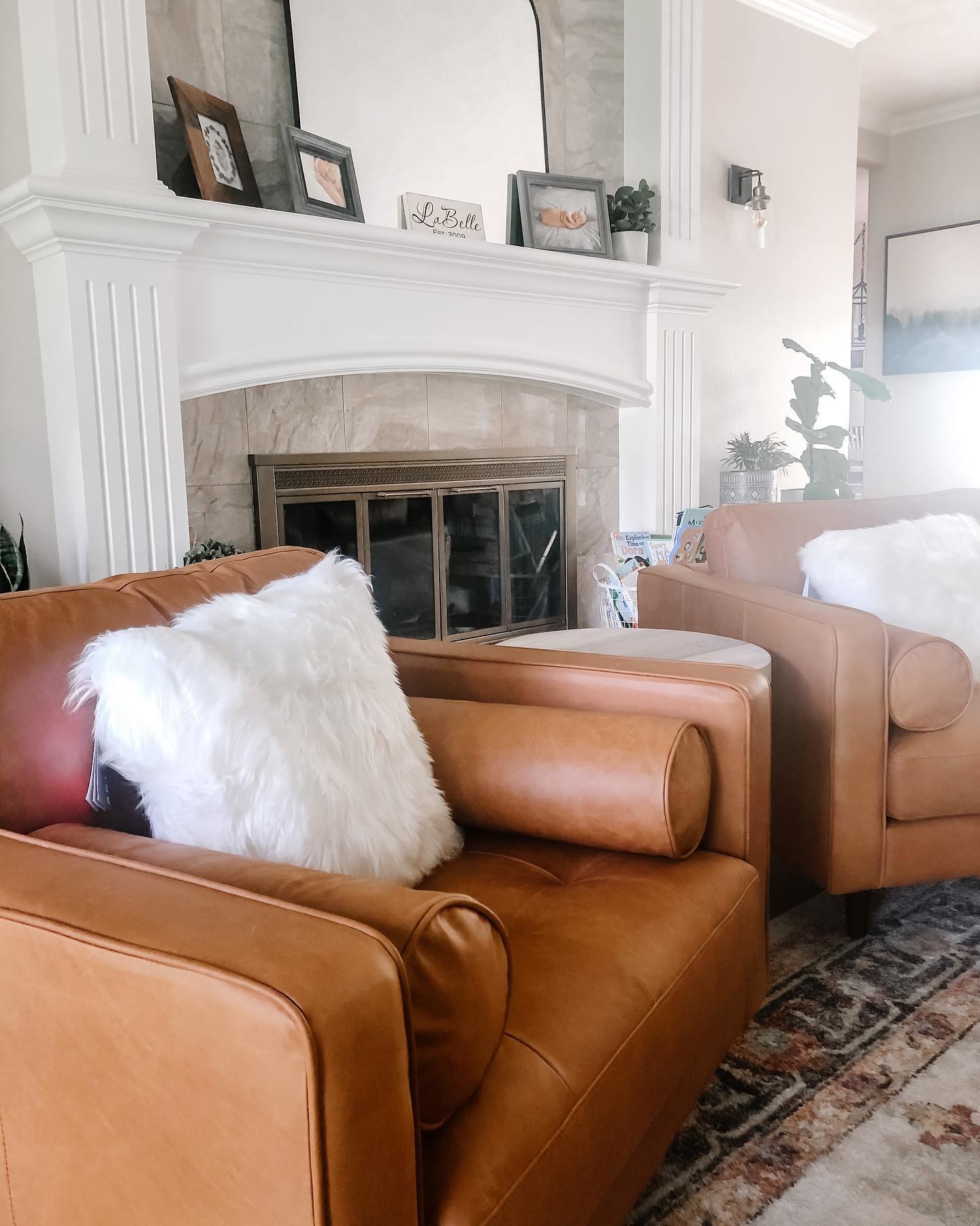 Sven Charme Tan Tufted Leather Lounge Chair | Article
