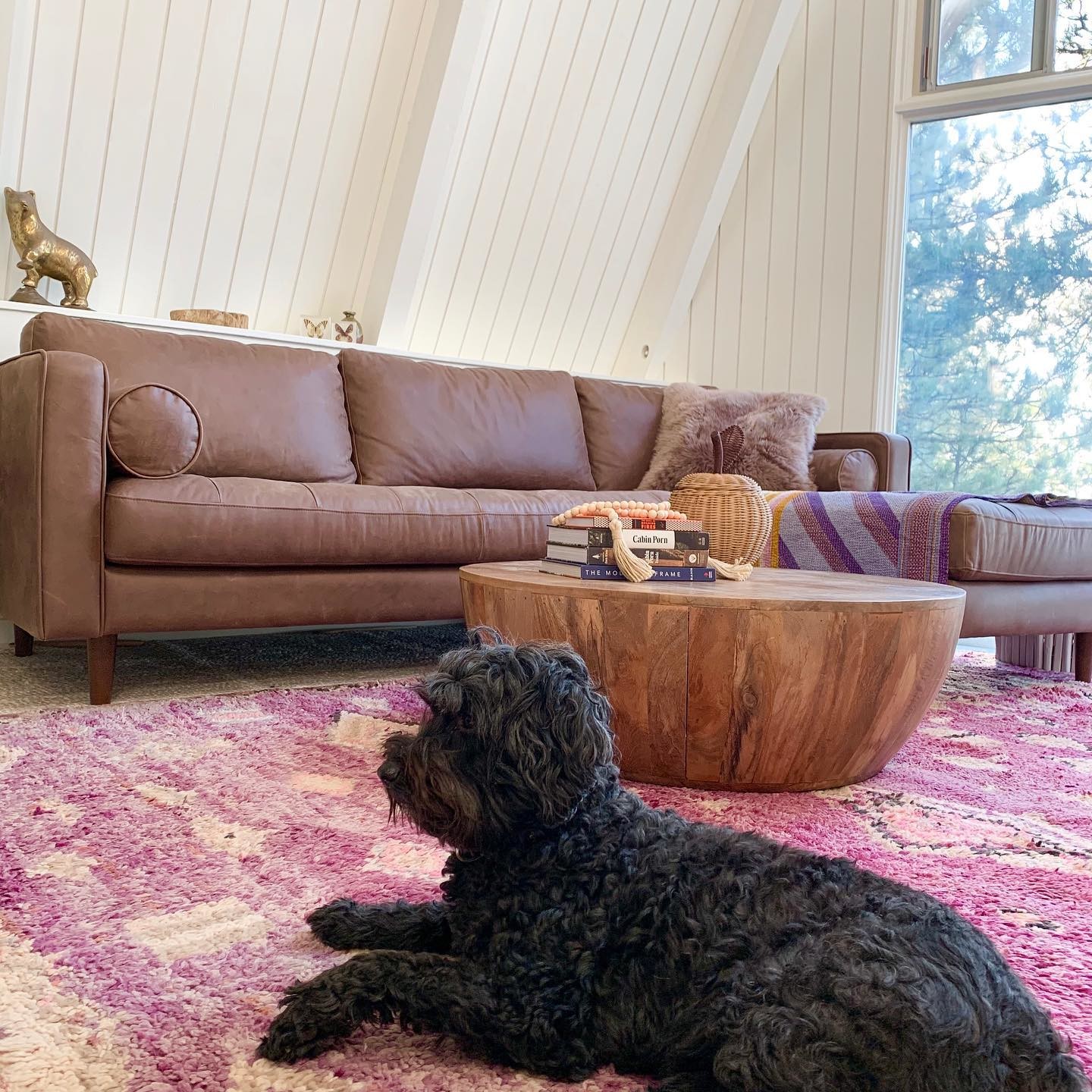 Sven Charme Chocolat Tufted Leather Right Chaise Sectional Sofa