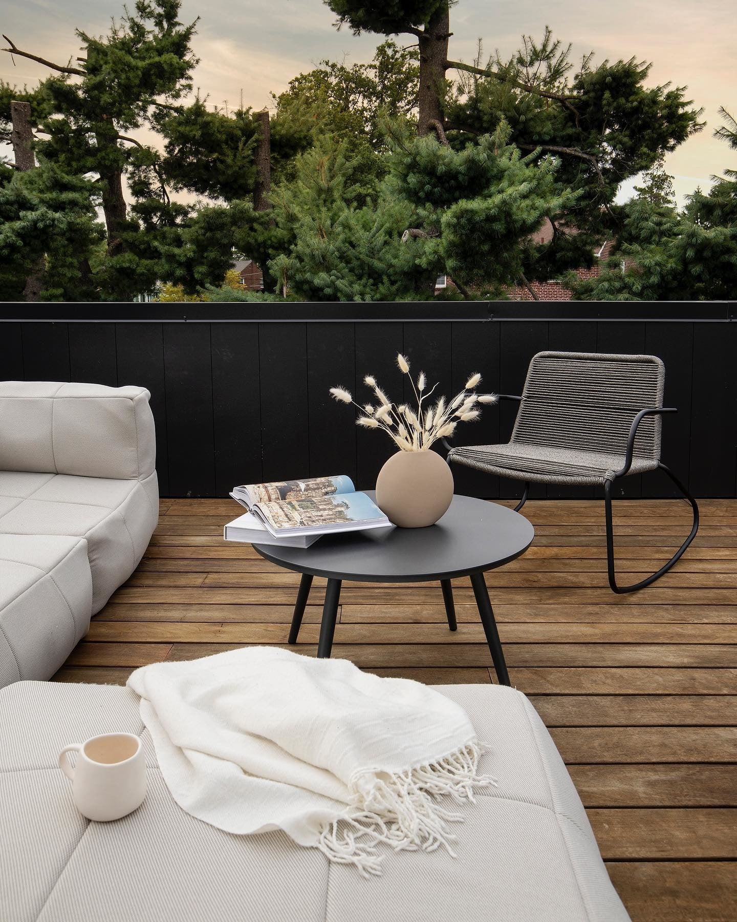 Dark Charcoal Metal 16