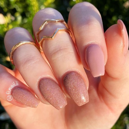 D5 Bisou Revel Nail
