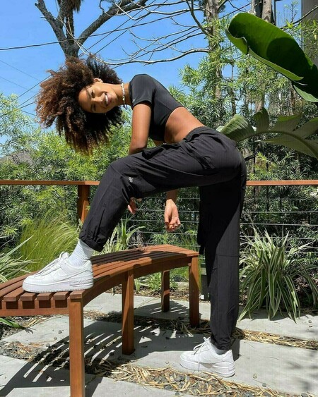 High-Waist City Wise Cargo Pant - Black 
