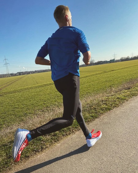 HOKA® Hardloopschoenen voor Dames en Heren | Officiële HOKA® Nederland