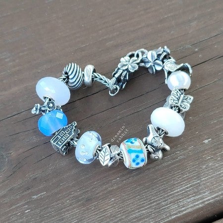 Jumping Rabbit Baby Bead – Trollbeads