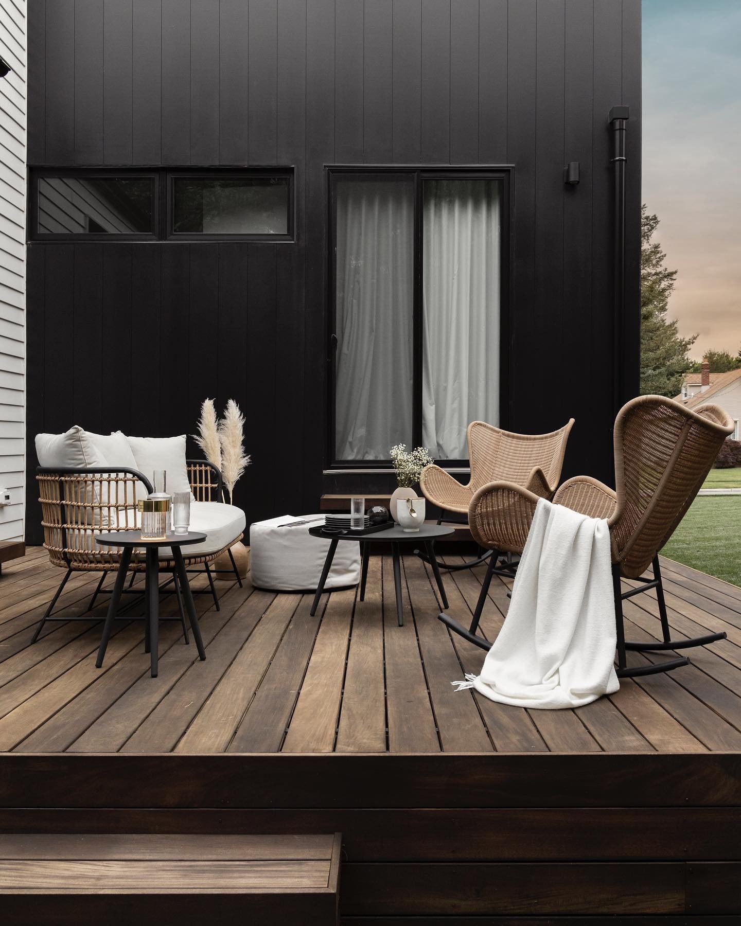 Dark Charcoal Metal 16