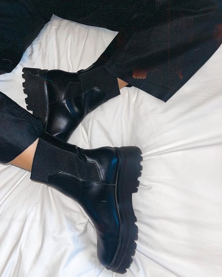 Botines elásticos piso track | Stradivarius España
