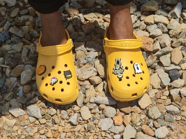 通販激安 New Awake Crocs 話題の新作コラボ York Crocs サンダル ミュール ハート クロックス サンダル ミュール