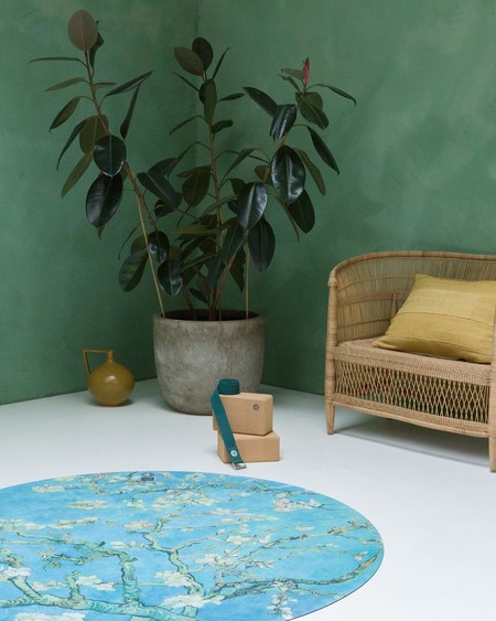 Manduka Round Yoga Mat