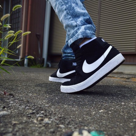 Buy Nike SB Zoom Blazer Mid Skate Shoes - Black/White/White