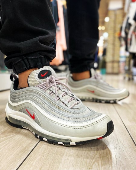 On Feet Air Max 97 Nere E Dorate Cheap 97 Nike Footlocker Store - Main Image