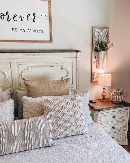 Lindenwood White Colors,White 3 Pc Queen Panel Bed | Rooms to Go