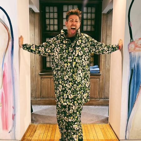 image%20by%20theverysimong%20containing%20Outerwear%2C%20Shoulder%2C%20Military%20camouflage%2C%20Sleeve%2C%20Camouflage