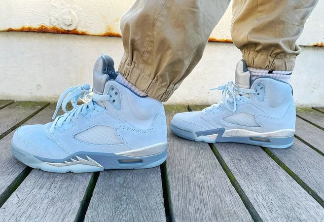 On Feet Jordan Baby Blue Air Jordan Retro UNC University Blue 2023
