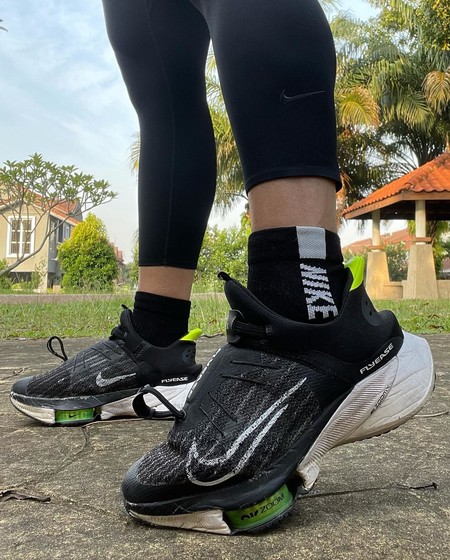ウォーキング・ランニングウェア Nike Air ZOOM TEMPO Next% FlyEase Buy Nike Air Zoom Tempo NEXT% FlyEase Women's Easy On/Off