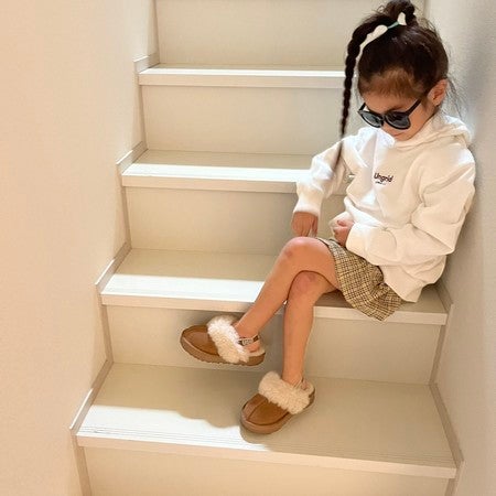 セール【UGG】ふわふわ♪ モコモコ♪カワイイ♪オシャレサンダル ふわふわ もこもこ フワフワ モコモコ UGG(アグ) 靴・シューズ