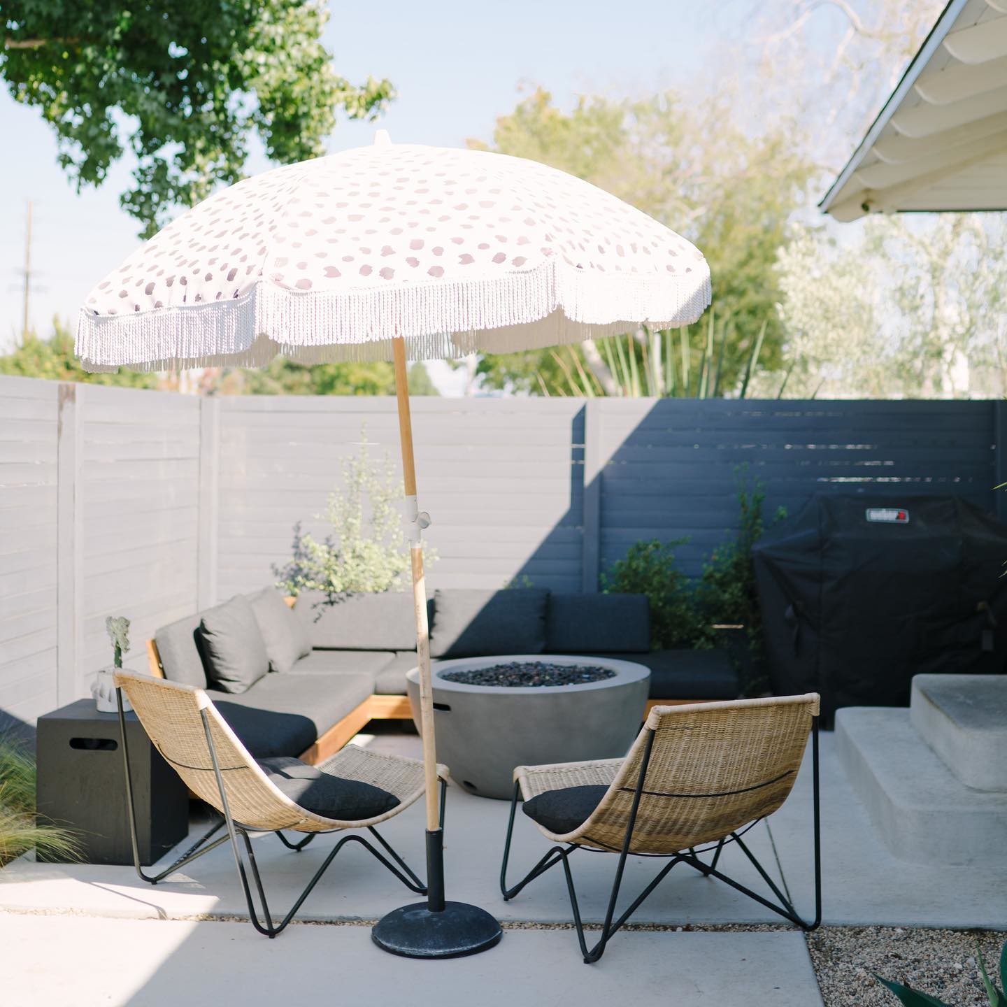 amazon patio umbrella stands only 12 tall Amazon.com : HOMSHADE 80lbs Patio Umbrella Stand, H12 Heavy Duty Base for Outdoor  Market Umbrella, Fillable Weights with High-Density HDPE Material for Outside  Patio(Black,Round) : Patio, Lawn & Garden