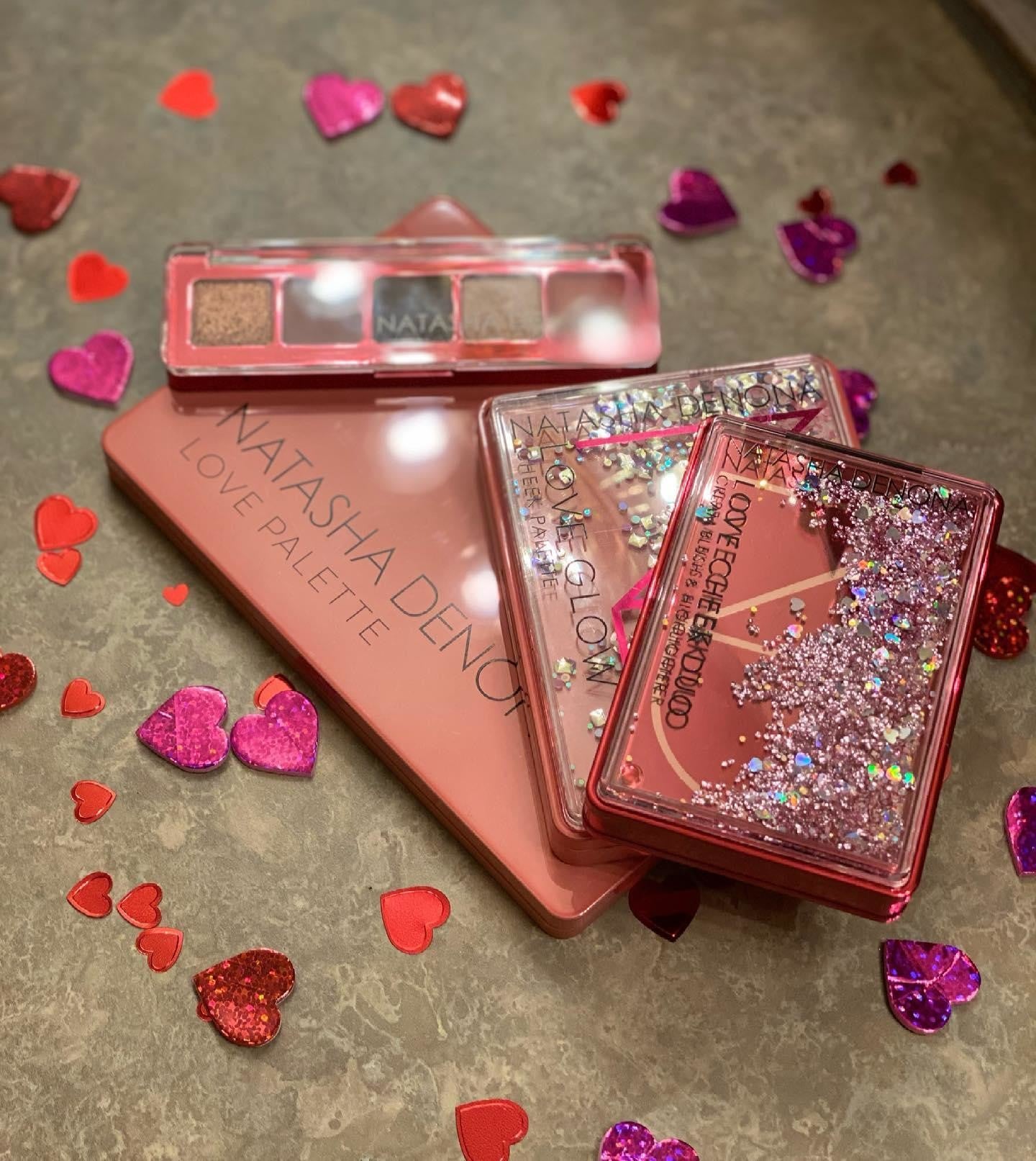 Love Glow Cheek Palette ナターシャデノナ Love Glow Cheek Palette | Rose Blush | Natasha Denona