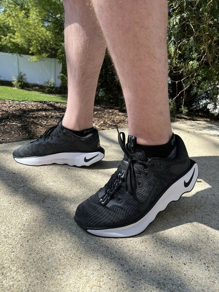 ナイキ　MOTIVA   27.5㎝ NIKE MOTIVA（ナイキ モティバ）ブラック 27.5cm