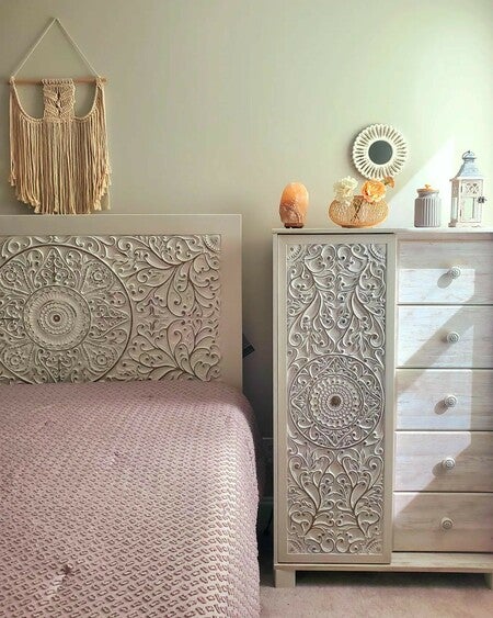 babaraページ Paxberry Whitewash King Panel Bed from Ashley | Coleman