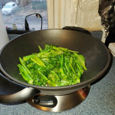 Breville Hot Wok Pro 8-Qt. Stainless-Steel Electric Wok | Williams Sonoma