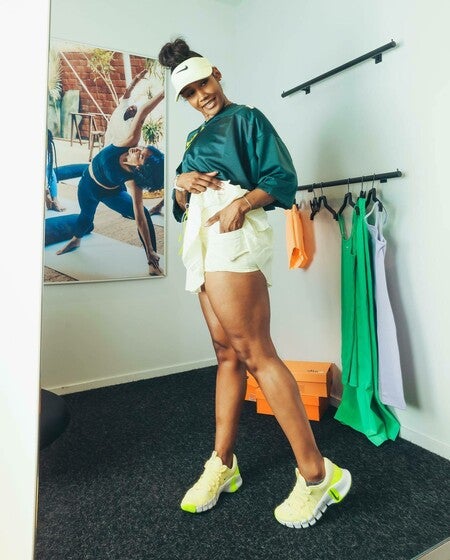 希少✨セリーヌ限定　スタッズノースリーブ　タンク セリーヌ新宿高島屋がリニューアルオープン 「ニノ」の新色を限定発売