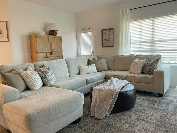 Aberlin Court 6 Pc Beige Fabric Living Room Set With 3 Pc