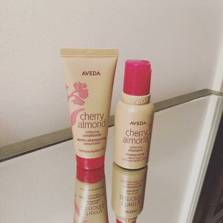 AVEDA cherry almond コンディショナー 1000mL Aveda Cherry Almond Softening Shampoo and Conditioner, 33.8