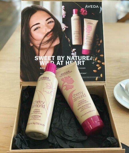 チェリー アーモンド シリーズ ソフトニング シャンプー