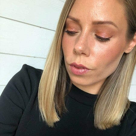 ヌード フィニッシュ イルミネイティング パウダー | ボビイ ブラウン