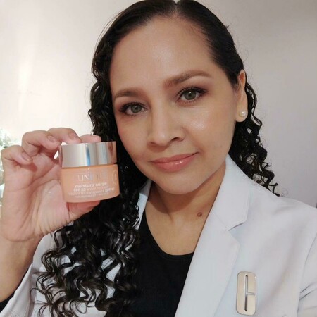 イーブン ベター ブライター ミルキー ローション〈医薬部外品