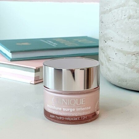 超大人気 CLINIQUE moisture surge intense 72H Moisture Surge™ Intense 72H Lipid-Replenishing Hydrator