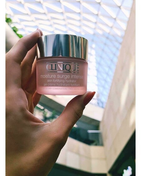 イーブン ベター ブライター ミルキー ローション〈医薬部外品