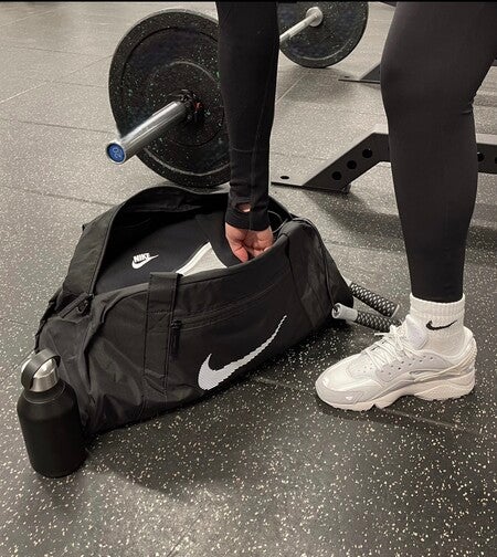 大人気 ☆NIKE☆ GYM CLUB DUFFLE BAG 24L PALE VANILLA 大人気 ☆NIKE☆ GYM CLUB DUFFLE BAG 24L PALE VANILLA (Nike