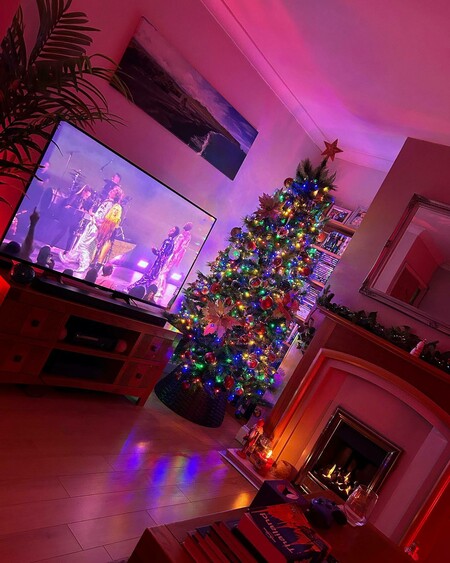 image by linkuei_warrior containing christmas tree, living room, television, christmas, light