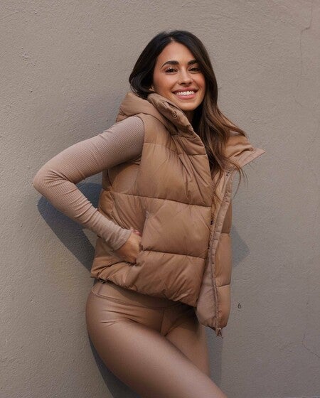 Gold Rush Puffer Vest - Black | Alo Yoga