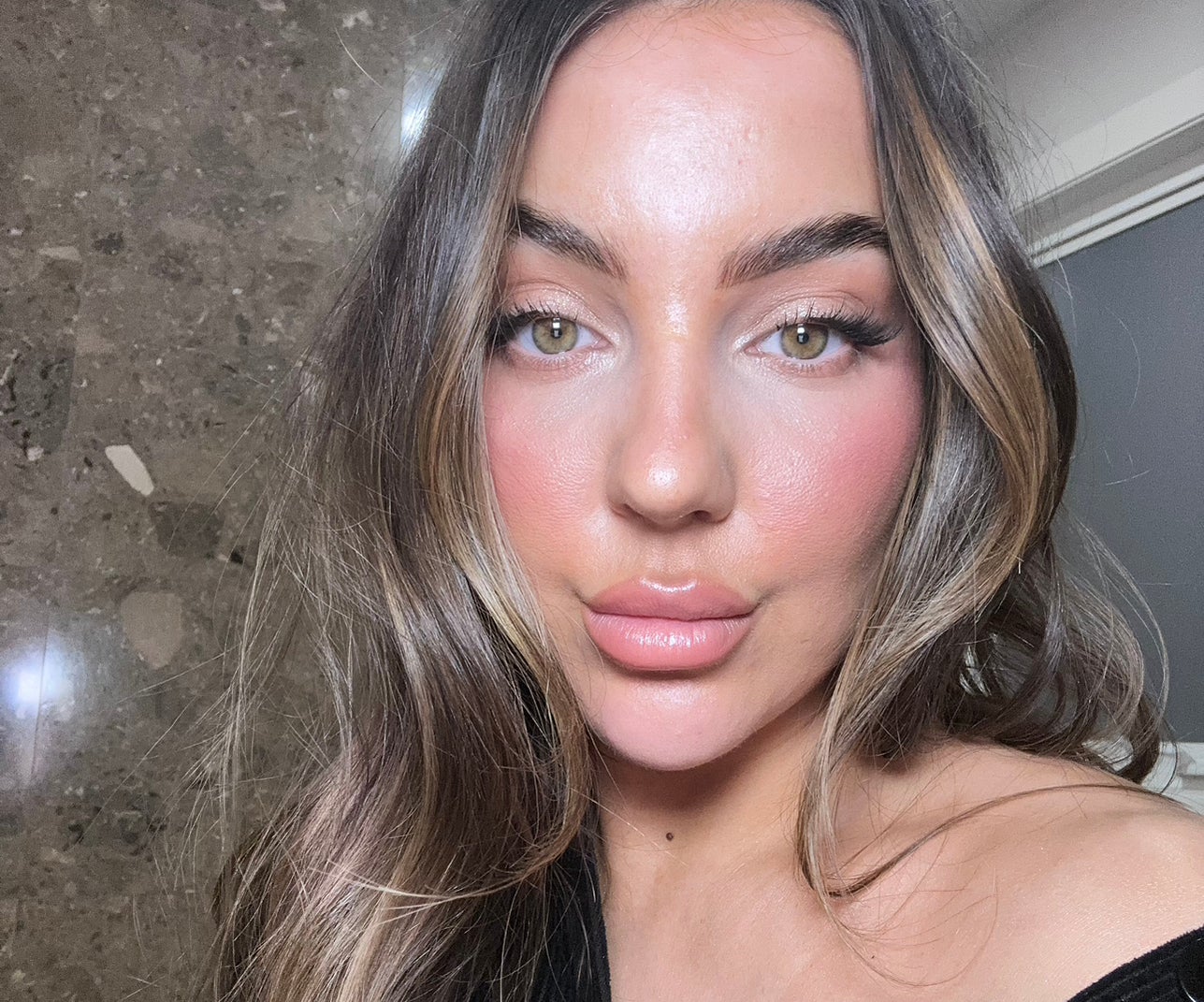 Ambient® Lighting Bronzer - Hourglass | Sephora