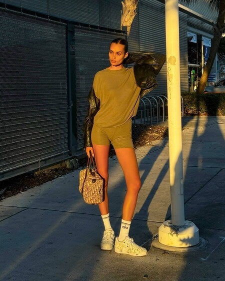 Soho Pullover - Black