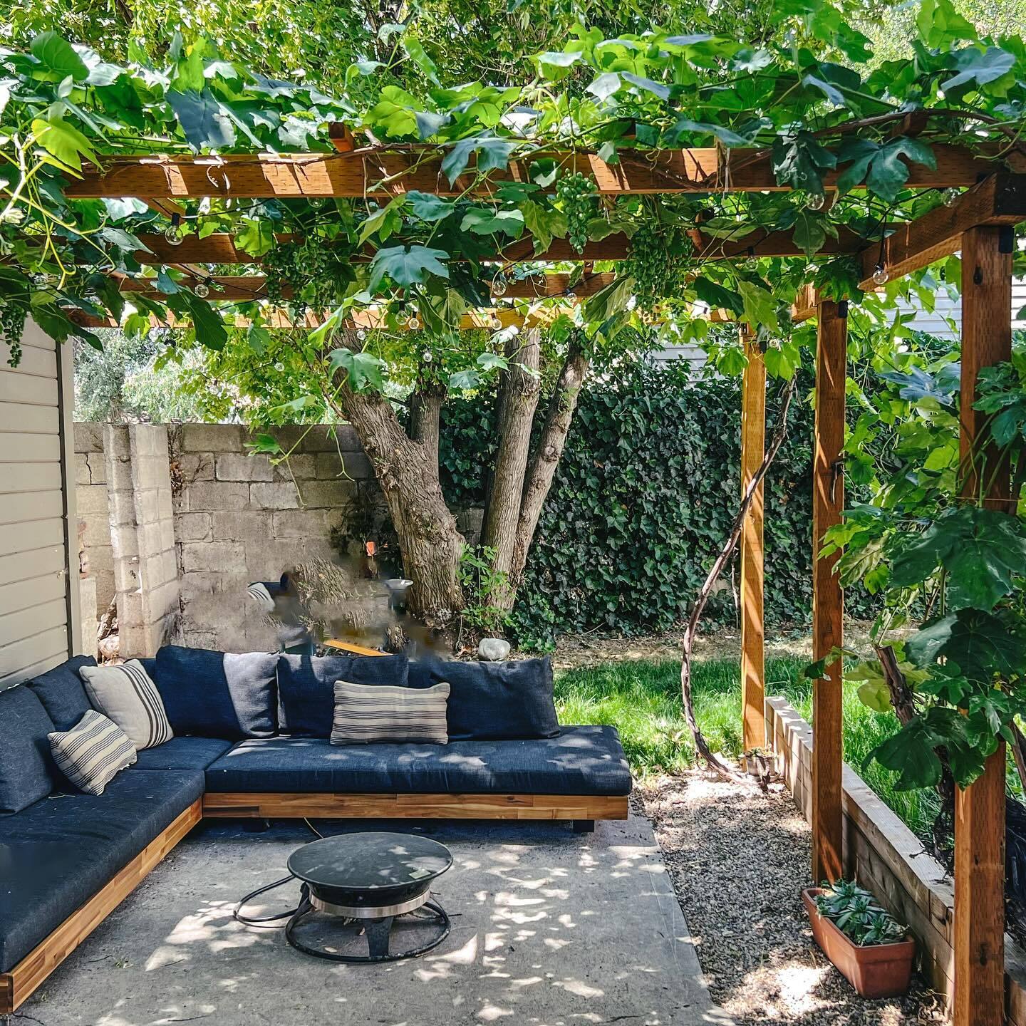 Acacia Wood & Dravite Green Outdoor Sectional | Lubek | Article