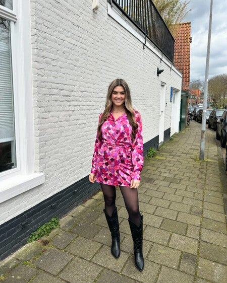 Pink dress with floral print | Loavies