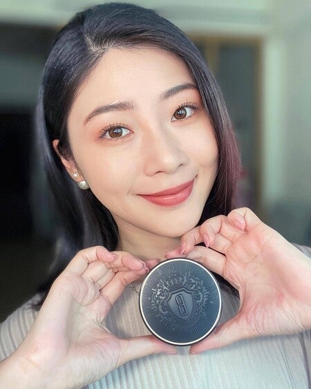 未使用⭐︎ボビィブラウン ウェイトレススキンクッションファンデーション　02 ウェイトレス スキン クッション ファンデーション SPF 40(PA+++