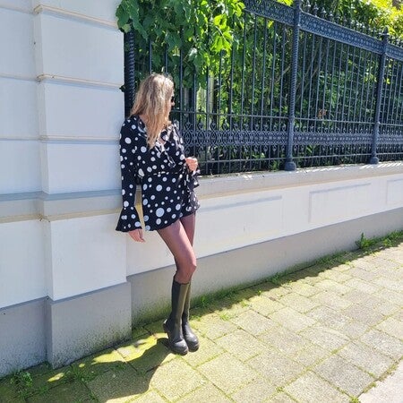 Zwarte jurk met stippenprint Loavies