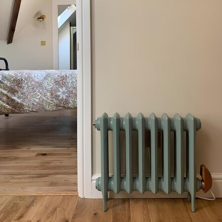 Trade Direct Saturn Bar, Designer Electric Programmable Towel