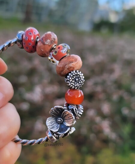 ラウンドレッドオニキス – トロールビーズ 