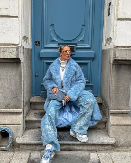 Light blue faux fur coat | Loavies