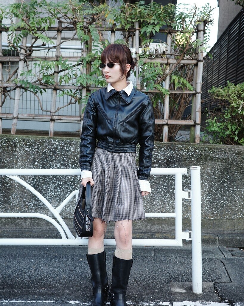 Ergo Bag With Upcrafted Zippers | Coachtopia ™