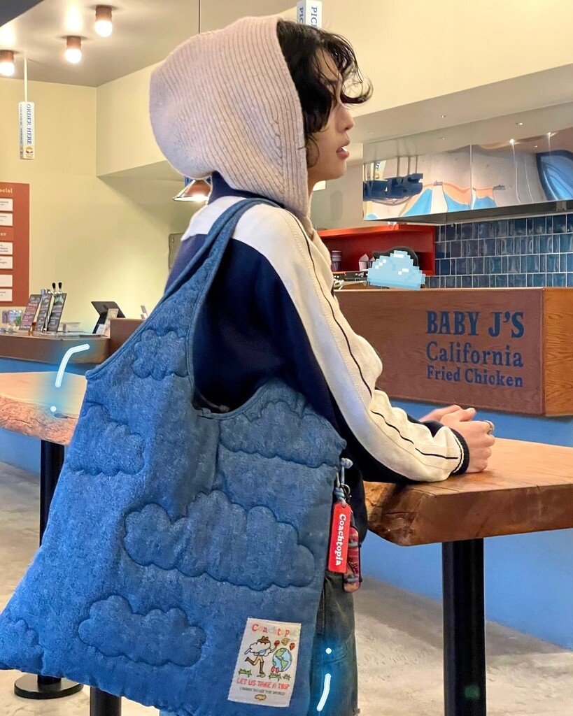 Flat Tote With Cloud Quilting | Coachtopia ™