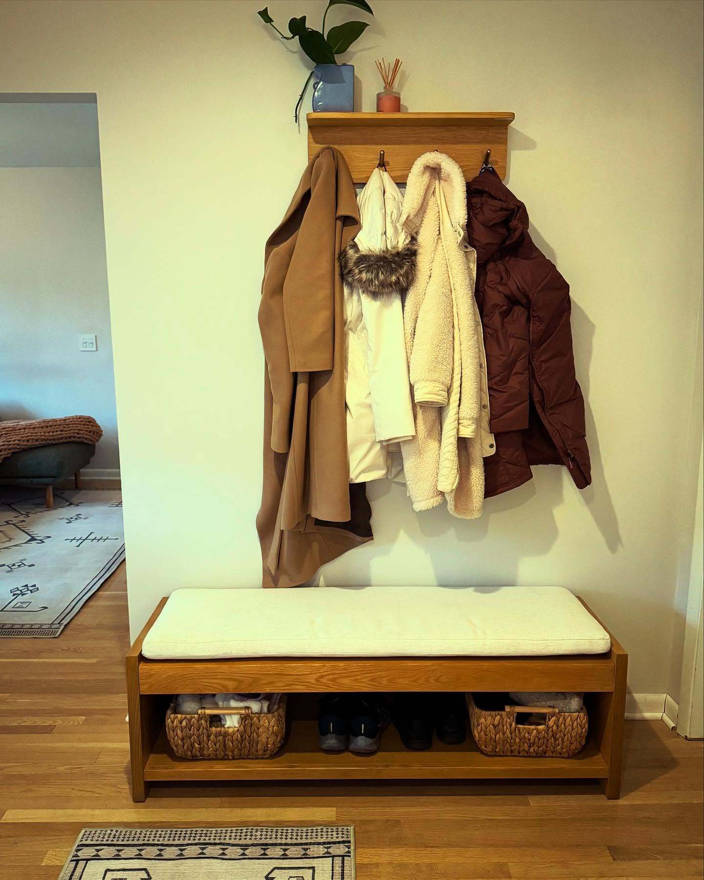 Cassie Hale Fir Green Velvet & Oak Bench | Article