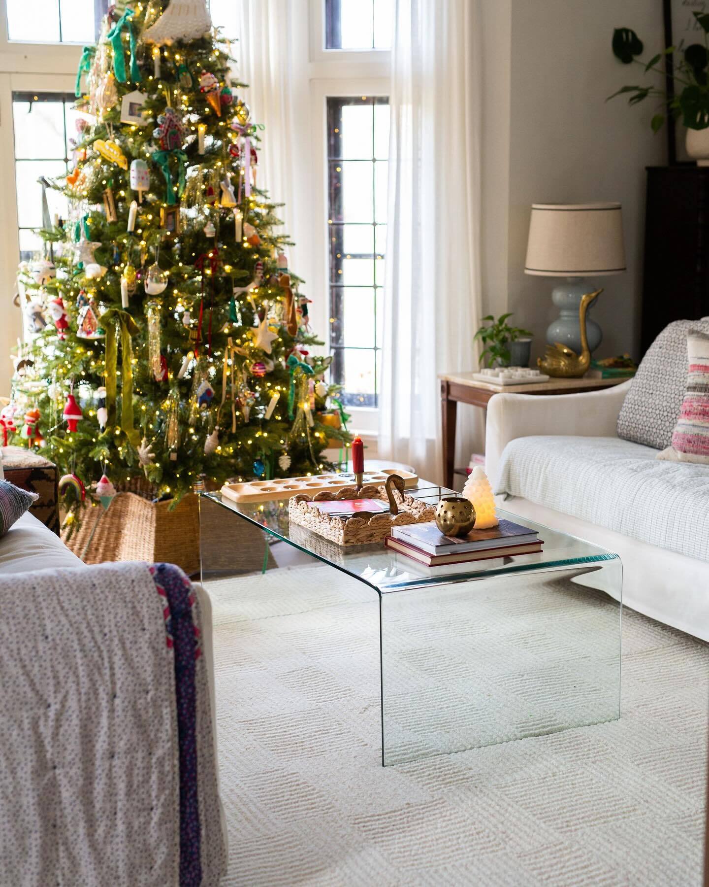 khamse rug今だけお値下げ！ Clyde Gray Textured Wool Rug, 8' x 10', Grid Pattern | Article